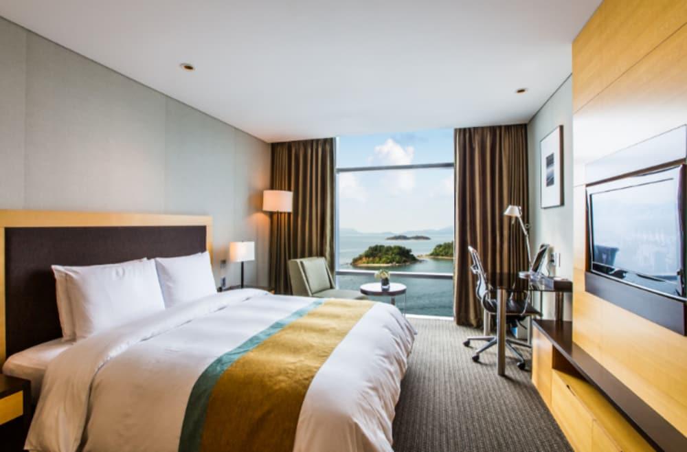 Hidden Bay Hotel Yeosu Exterior photo