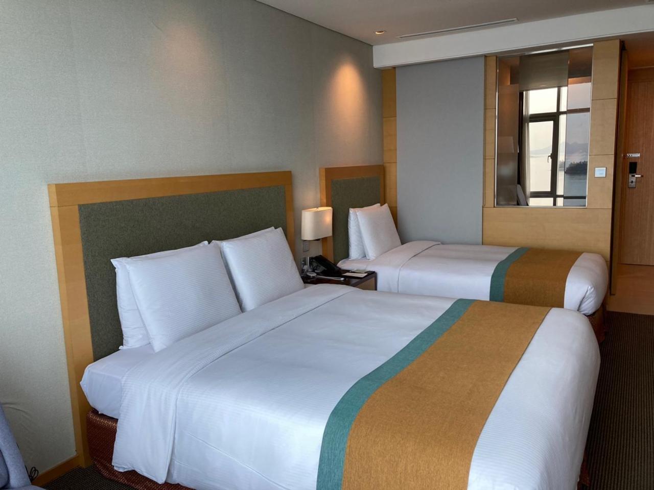 Hidden Bay Hotel Yeosu Exterior photo