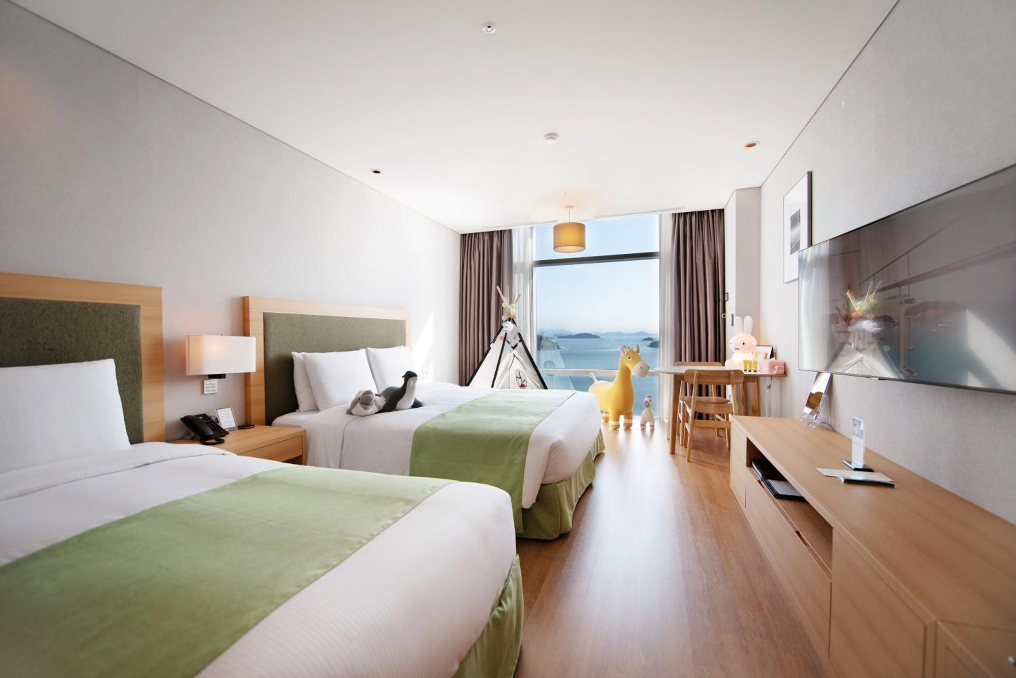Hidden Bay Hotel Yeosu Exterior photo