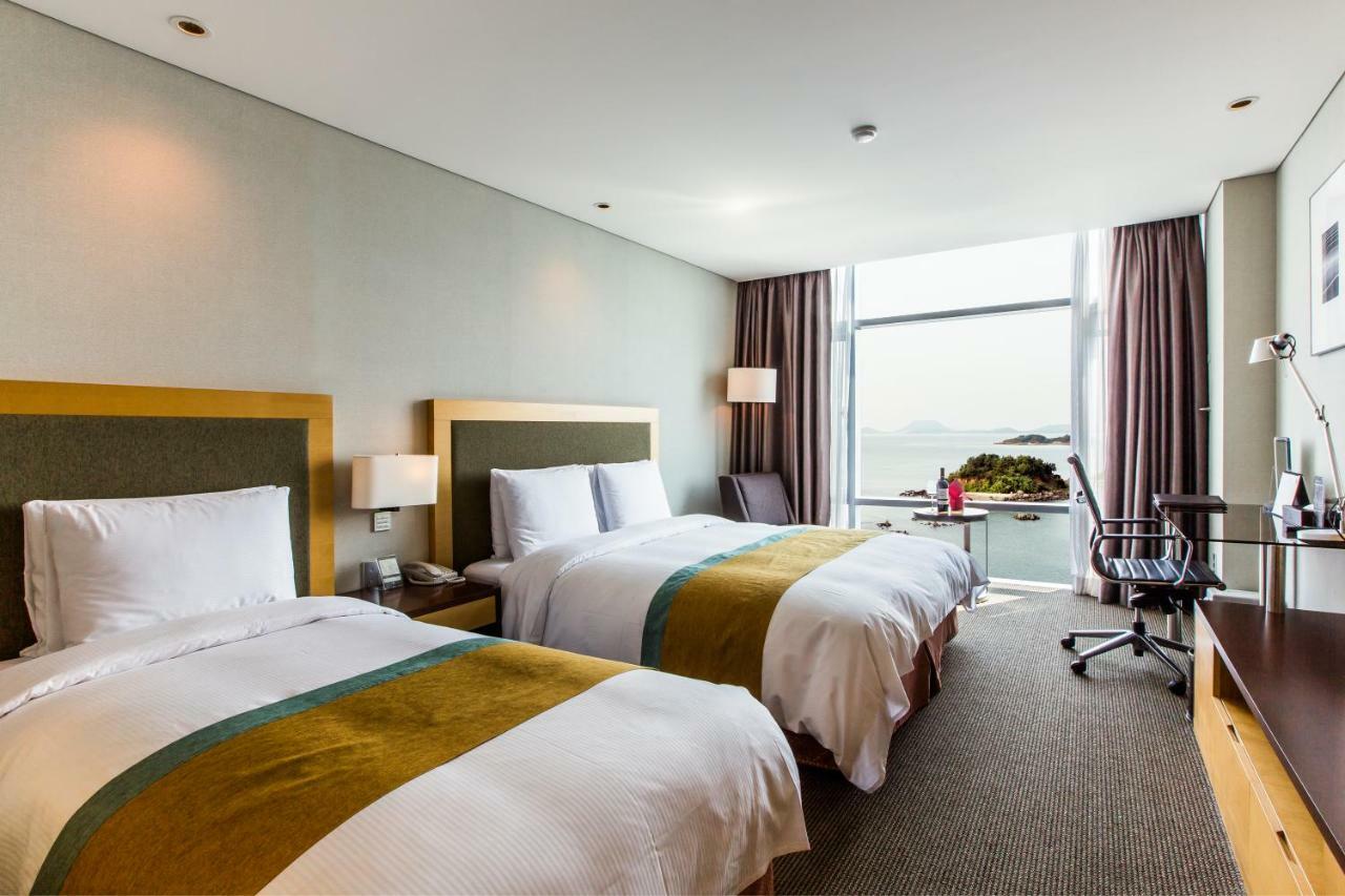 Hidden Bay Hotel Yeosu Exterior photo